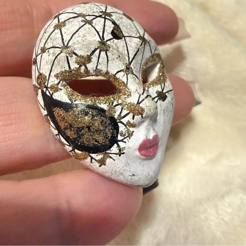 Hand-Painted Miniature Mask Brooch – Gold & Black Art Piece for Women